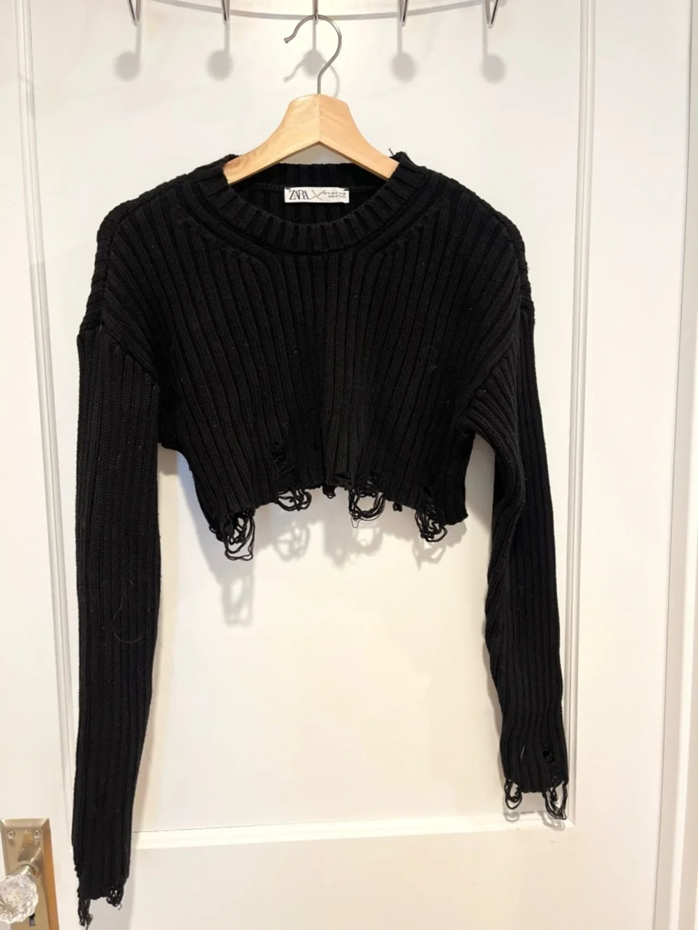 Zara Black Crewneck Ribbed Cropped Distressed Sweater Small